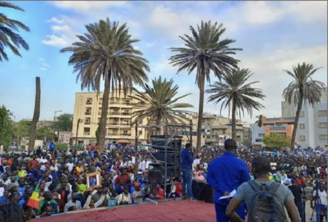 Fonds de la Force Covid-19 : Le collectif «Sunuy milliards du rees» invité par le gouvernement Fonds de la Force Covid-19 : Le collectif «Sunuy milliards du rees» invité par le gouvernement