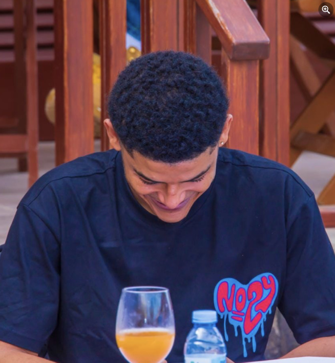 Transportés par vol spécial : Des rappeurs sénégalais recus à la Présidence du Cap-Vert Transportés par vol spécial : Des rappeurs sénégalais recus à la Présidence du Cap-Vert