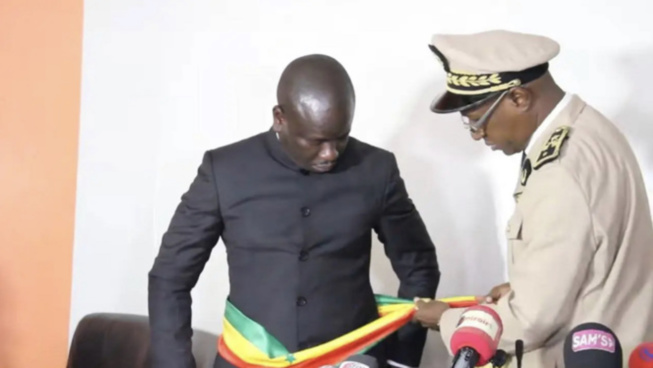 Cumul de mandats : Thiès Nord opposé à la volonté de Birame Soulèye Diop de démissionner de son poste de maire Cumul de mandats : Thiès Nord opposé à la volonté de Birame Soulèye Diop de démissionner de son poste de maire