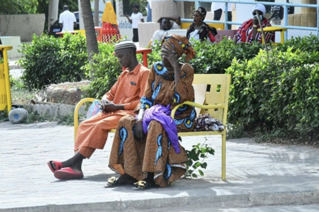 Parcours de soins dans les hôpitaux: Le calvaire des accompagnants de malades Parcours de soins dans les hôpitaux: Le calvaire des accompagnants de malades