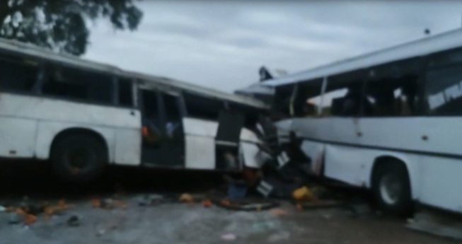Avec 54 morts dans un accident tragique: Le Président Macky Sall à Kaffrine pour s’enquérir de la situation des blessés Avec 54 morts dans un accident tragique: Le Président Macky Sall à Kaffrine pour s’enquérir de la situation des blessés