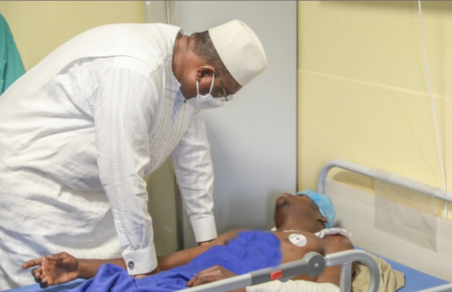 Accident tragique survenu à Kaffrine : le chef de l’état Macky Sall était au chevet des blessés Accident tragique survenu à Kaffrine : le chef de l’état Macky Sall était au chevet des blessés