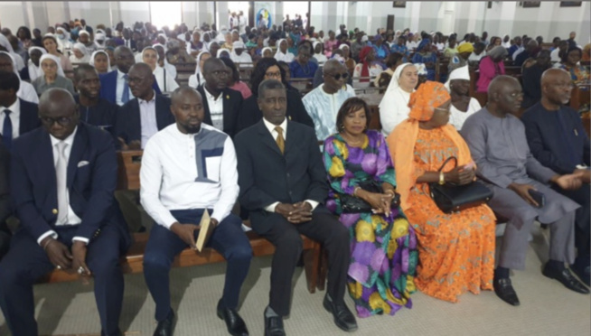 Disparition du Pape émérite Benoit XVI : Une délégation du PDS était à la messe de requiem pour le défunt Pape Disparition du Pape émérite Benoit XVI : Une délégation du PDS était à la messe de requiem pour le défunt Pape