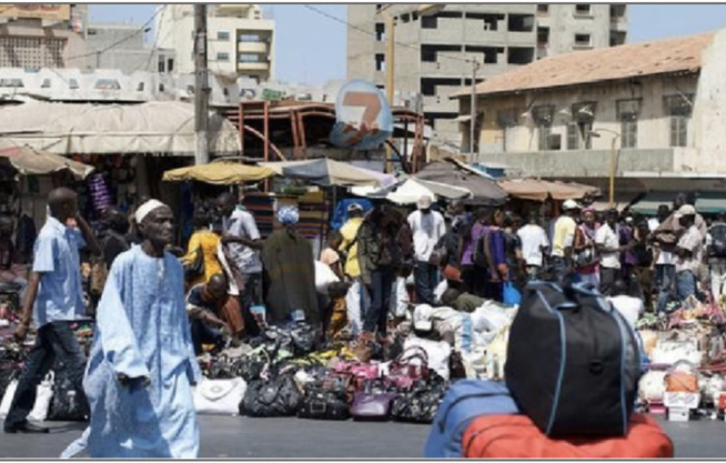 Déguerpissement au Centre commercial de Petersen : Les commerçants tirent sur le préfet de Dakar Déguerpissement au Centre commercial de Petersen : Les commerçants tirent sur le préfet de Dakar