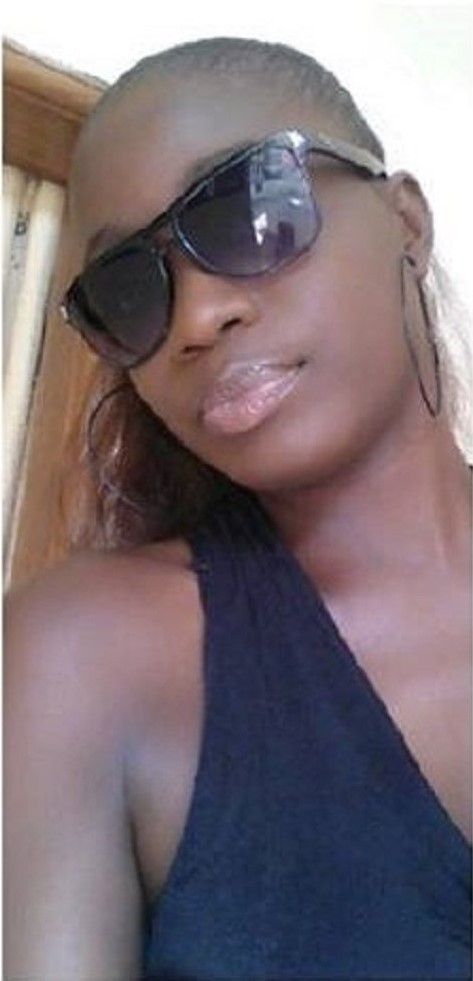 Binta Mané 100% Buzz sexy avec ses lèvres pulpeuses Binta Mané 100% Buzz sexy avec ses lèvres pulpeuses