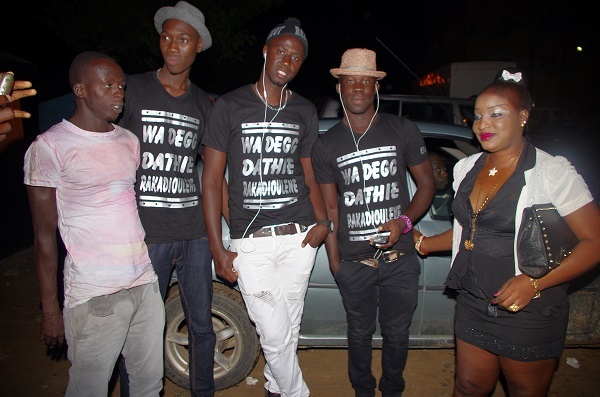 Les fans de Pape Diouf aux couleurs de "Rakadiou"