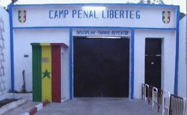 Pour escroquerie portant sur 100 tonnes de sucre : La DG de New African Business de nouveau extraite du Camp pénal par la Dic Pour escroquerie portant sur 100 tonnes de sucre : La DG de New African Business de nouveau extraite du Camp pénal par la Dic