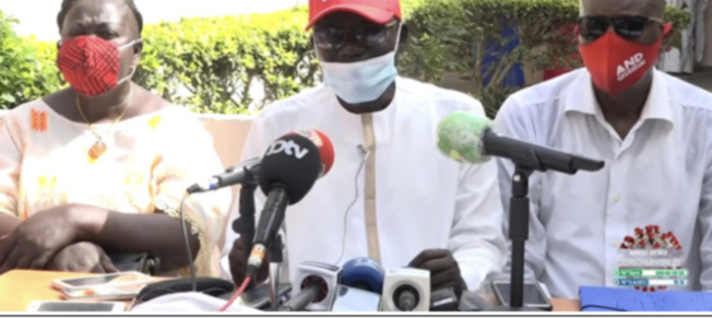 La Méga coalition ITCTS-And Gueusseum décrète une grève de 72hà partir de ce mardi 17 janvier 2023 La Méga coalition ITCTS-And Gueusseum décrète une grève de 72hà partir de ce mardi 17 janvier 2023