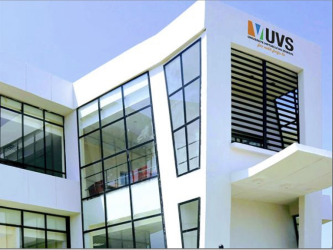 Colère des étudiants de l’Uvs Guédiawaye Colère des étudiants de l’Uvs Guédiawaye