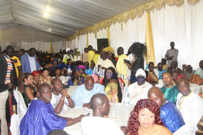 Les images du baptême de Oumou Provoc’… Regardez