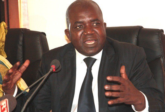 Oumar Sarr : « J’ai tous les deux pieds dedans et profondément enraciné dans le Pds » Oumar Sarr : « J’ai tous les deux pieds dedans et profondément enraciné dans le Pds »