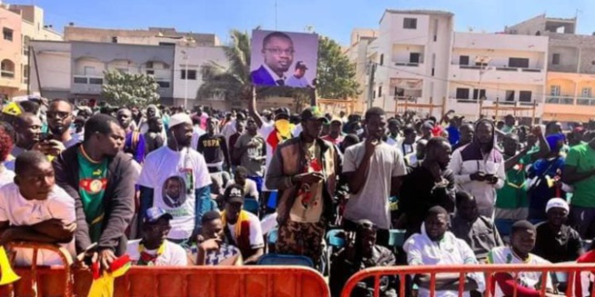 Meeting de Sonko à Keur Massar: Le lieu déjà investi par une impressionnante foule de militants Meeting de Sonko à Keur Massar: Le lieu déjà investi par une impressionnante foule de militants