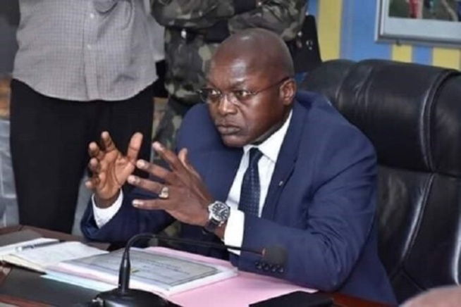 Livre de Cheikh Yerim Seck : Oumar Guèye démonte les "accusations" de l'écrivain Livre de Cheikh Yerim Seck : Oumar Guèye démonte les "accusations" de l'écrivain