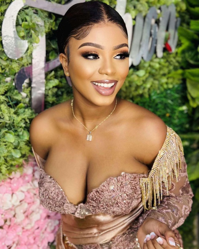 Les nouveaux clichés de Dieyna Baldé qui illumine la toile Les nouveaux clichés de Dieyna Baldé qui illumine la toile