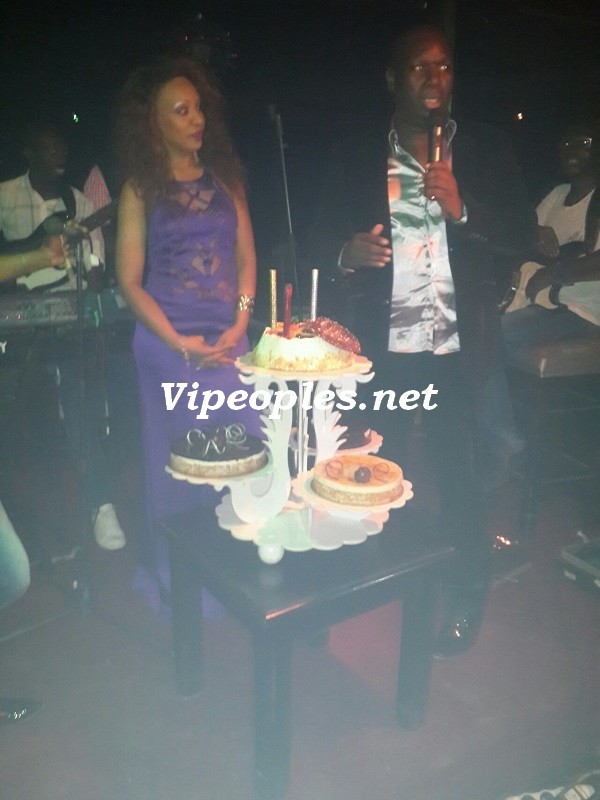 Anniversaire : Viviane chauffe la Villa Kristal pour marquer ses 42 ans Anniversaire : Viviane chauffe la Villa Kristal pour marquer ses 42 ans
