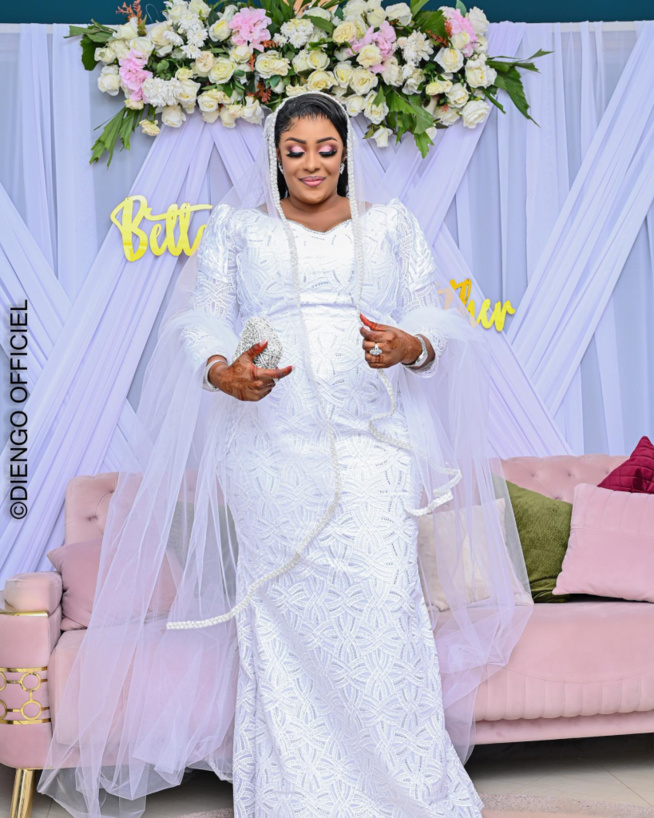 Exclusif – Carnet blanc : L’actrice Keisha Khadija Déme s’est mariée avec le patron de Leral TV Dame Dieng. Exclusif – Carnet blanc : L’actrice Keisha Khadija Déme s’est mariée avec le patron de Leral TV Dame Dieng.