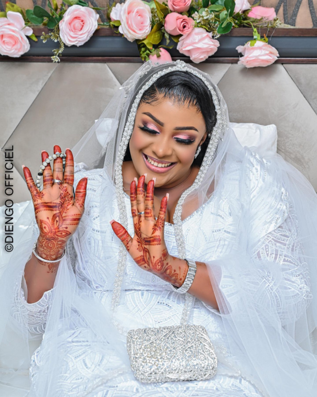 Exclusif – Carnet blanc : L’actrice Keisha Khadija Déme s’est mariée avec le patron de Leral TV Dame Dieng. Exclusif – Carnet blanc : L’actrice Keisha Khadija Déme s’est mariée avec le patron de Leral TV Dame Dieng.