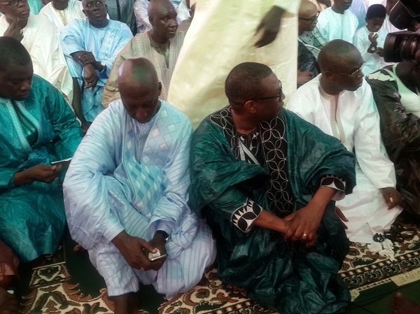 Le ministre du budget Birane Mangara et le ministre conseiller Youssou Ndour à Massilloukoul Djin