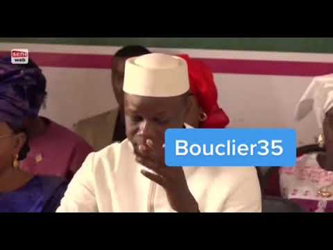 Sonko peine à lire sa déclaration, des internautes l’attaquent : « dafa tiite ndax… » (vidéo) Sonko peine à lire sa déclaration, des internautes l’attaquent : « dafa tiite ndax… » (vidéo)