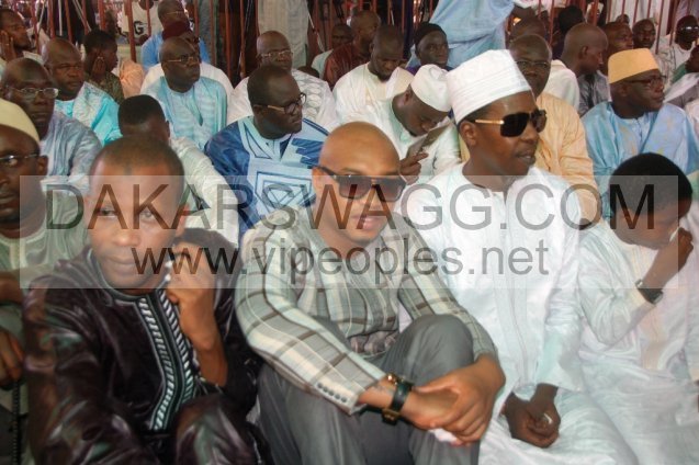 Tabaski à Massalikoul Jinane : Quand Me Wade prie pour le Pm Mohamet Dione Tabaski à Massalikoul Jinane : Quand Me Wade prie pour le Pm Mohamet Dione