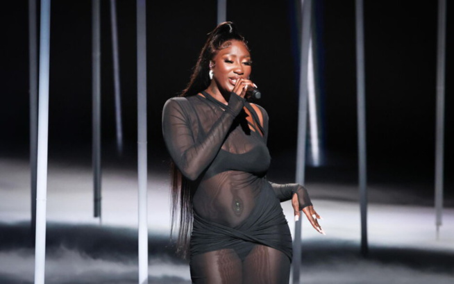 La Star Aya Nakamura victime d’un chantage à la « sextape » : la somme colossale que réclame son maître chanteur La Star Aya Nakamura victime d’un chantage à la « sextape » : la somme colossale que réclame son maître chanteur