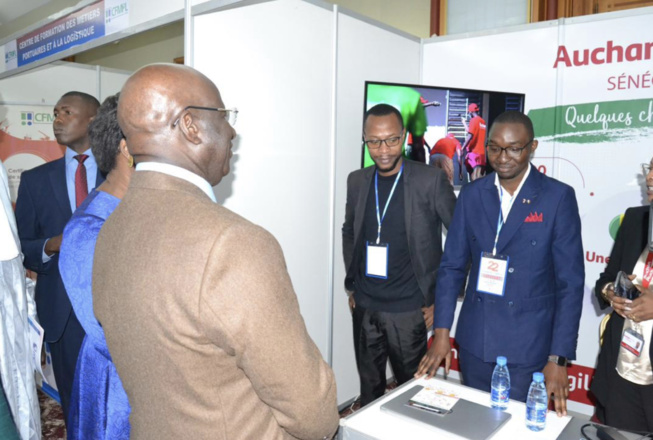 En images 22e éditions Forumdu 1er emploi avec le groupe Promo Consulting du président Mbagnick Diop du MEDS En images 22e éditions Forumdu 1er emploi avec le groupe Promo Consulting du président Mbagnick Diop du MEDS