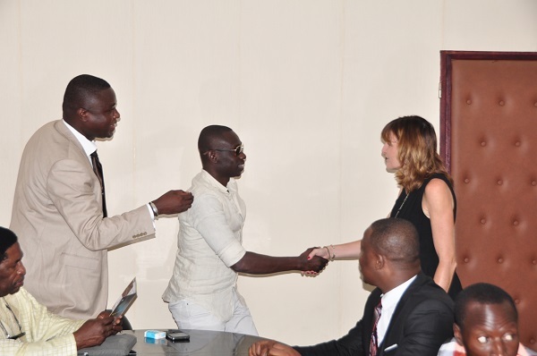 Pape Diouf nommé ambassadeur pour la lutte contre l’Ebola par l' ONG AFRICARE Pape Diouf nommé ambassadeur pour la lutte contre l’Ebola par l' ONG AFRICARE