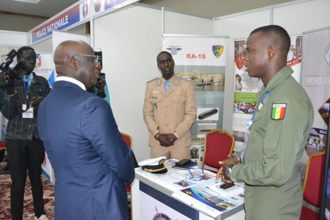 La 22e édition du Forum du 1er emploi en images La 22e édition du Forum du 1er emploi en images