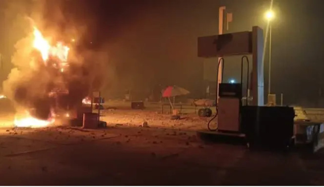 Mbacké : L’agence de Sonatel, la station Total et le magasin Senchan, attaqués Mbacké : L’agence de Sonatel, la station Total et le magasin Senchan, attaqués