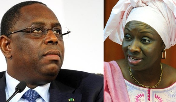 En visite chez Macky, Mimi Touré réaffirme sa fidélité et sa loyauté au Président En visite chez Macky, Mimi Touré réaffirme sa fidélité et sa loyauté au Président