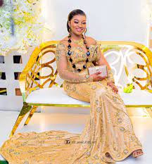Les images majestueuses du mariage de l’actrice Ndella Les images majestueuses du mariage de l’actrice Ndella