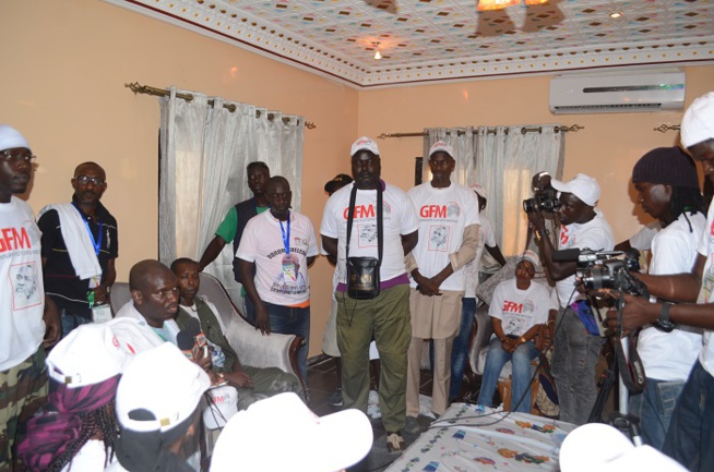 La délégation du groupe futur média à Khelcom. La délégation du groupe futur média à Khelcom.