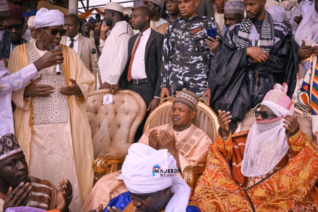 Maulidi Shehu Ibrahim Nyass à la réunion tenue dans la ville de Kebbi Maulidi Shehu Ibrahim Nyass à la réunion tenue dans la ville de Kebbi