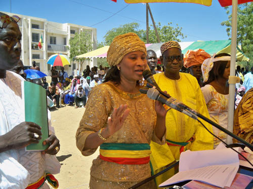 Le temps d'un week-end à Podor, Aïssata Tall Sall était devenue un vrai guichet automatique de banque Le temps d'un week-end à Podor, Aïssata Tall Sall était devenue un vrai guichet automatique de banque