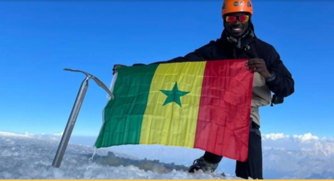 Alpinisme: Mouhamed Tounkara, jeune sénégalais au sommet du Mont Kilimandjaro Alpinisme: Mouhamed Tounkara, jeune sénégalais au sommet du Mont Kilimandjaro