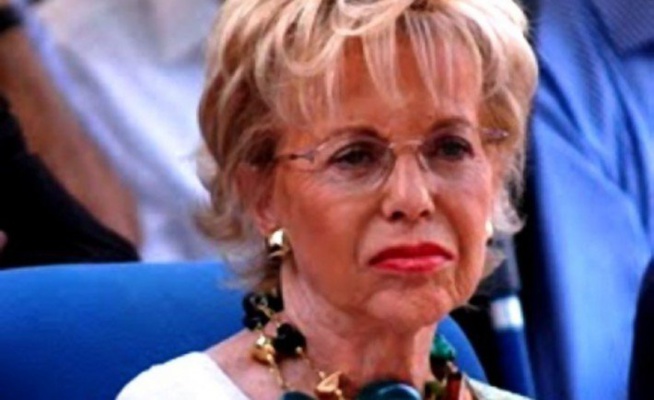 Viviane Wade annonce une plainte contre Me Nafissatou Diop Cissé Viviane Wade annonce une plainte contre Me Nafissatou Diop Cissé