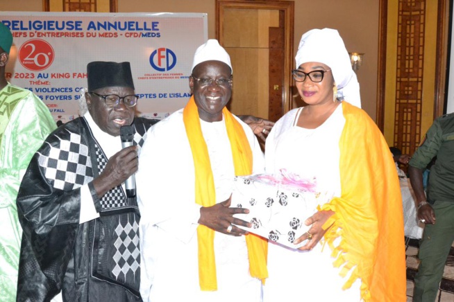 En images de la conférence annuelle religieuse des femmes chefs d'entreprises avec le MEDS du président Mbagnick Diop. En images de la conférence annuelle religieuse des femmes chefs d'entreprises avec le MEDS du président Mbagnick Diop.