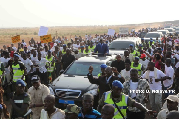 Les Sénégalais, des fêtards: quand Macky donne l’exemple