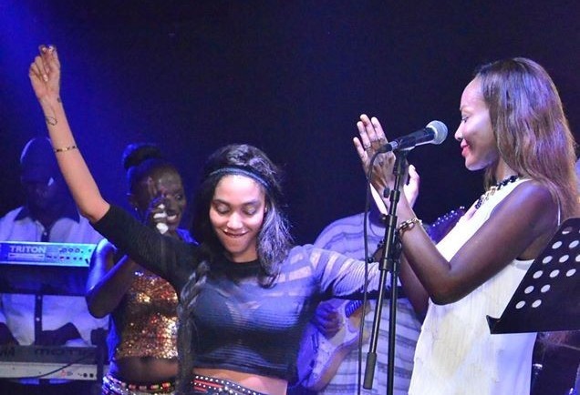 Adja Diallo s’éclate au Barramundi… Regardez Adja Diallo s’éclate au Barramundi… Regardez