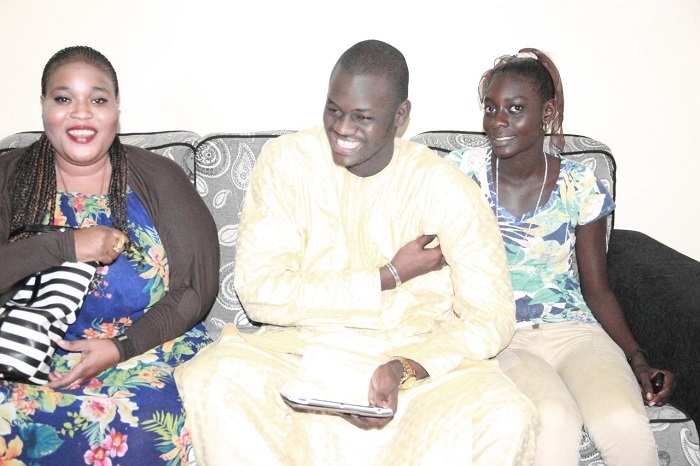 SOIREE SARGAL CHEIKH BETHIO :Omaro Gueye Mou Cheikh Béthio et son staff en route pour Sorano ce 1er Novembre. SOIREE SARGAL CHEIKH BETHIO :Omaro Gueye Mou Cheikh Béthio et son staff en route pour Sorano ce 1er Novembre.