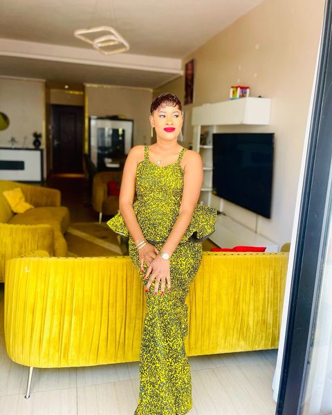 PHOTOS: L'actrice animatrice Khady Ka sublime et élégante revient en force après son divorce PHOTOS: L'actrice animatrice Khady Ka sublime et élégante revient en force après son divorce