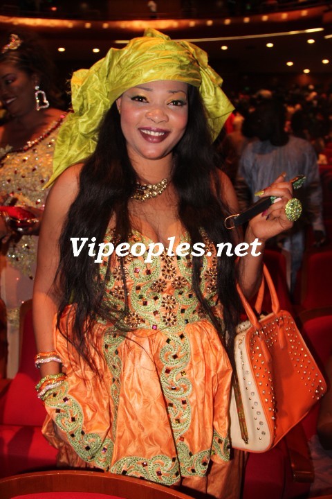 2Photos: Boury la belle "drianké" de Balla Gaye 2 toute classe 2Photos: Boury la belle "drianké" de Balla Gaye 2 toute classe