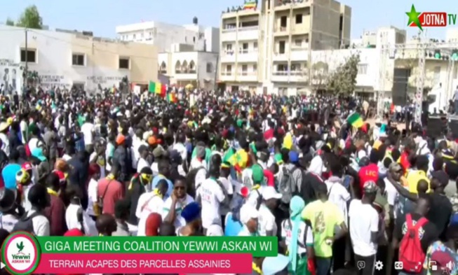 Meeting de la Coalition YAW aux Parcelles : Le terrain ACAPES refuse du monde, aucun incident signalé pour le moment Meeting de la Coalition YAW aux Parcelles : Le terrain ACAPES refuse du monde, aucun incident signalé pour le moment