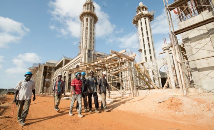 Reportage-La grande mosquée Massalikoul Djinane de Dakar sort de terre