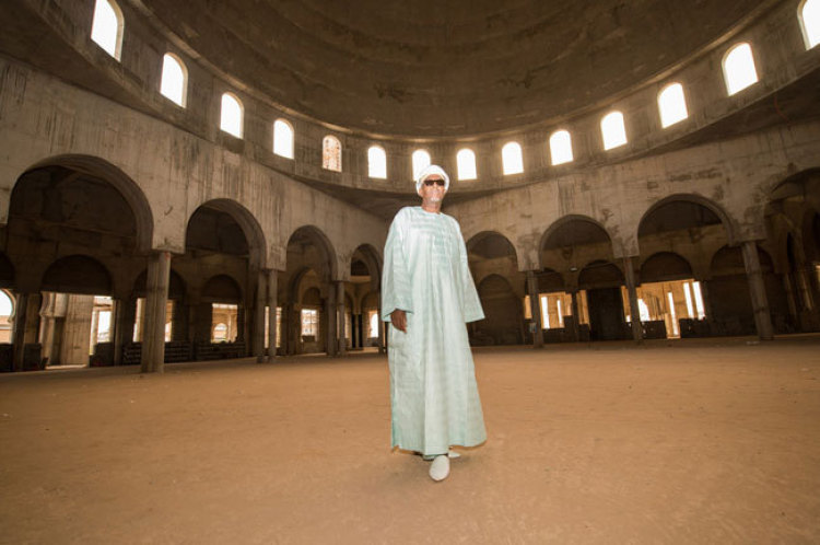Reportage-La grande mosquée Massalikoul Djinane de Dakar sort de terre Reportage-La grande mosquée Massalikoul Djinane de Dakar sort de terre