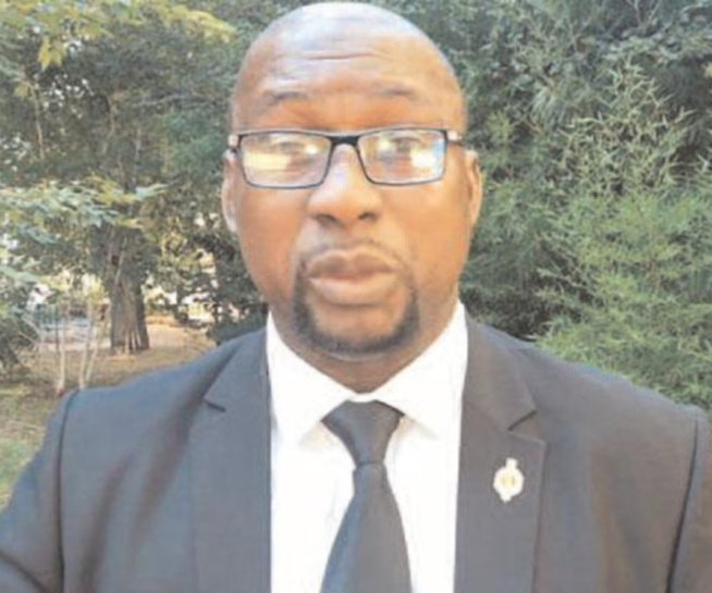 Sedhiou : Grâce à des gourdins et des câbles, le Maire Malang Sény Faty fait échec aux « manifestants-pillards» Sedhiou : Grâce à des gourdins et des câbles, le Maire Malang Sény Faty fait échec aux « manifestants-pillards»