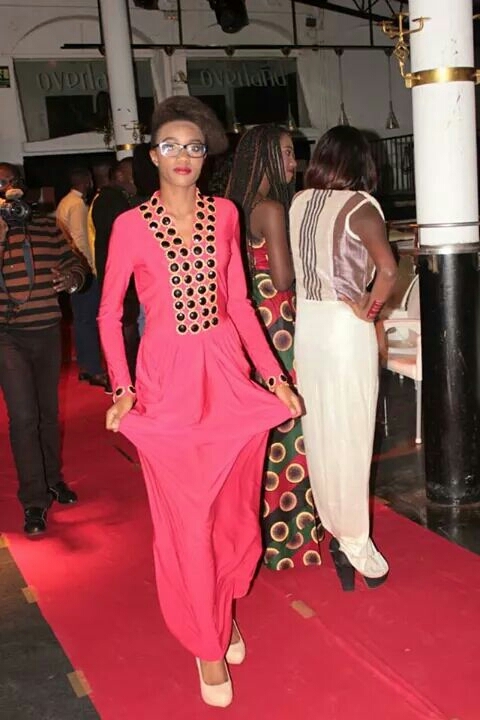 Les images du black fashion night couture de Barcalone Les images du black fashion night couture de Barcalone