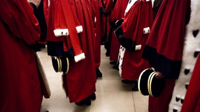 D’une Magistrature à une autre… D’une Magistrature à une autre…