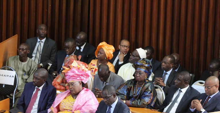 DPG du PM : «Voici les grands dormeurs de la république», DPG du PM : «Voici les grands dormeurs de la république»,