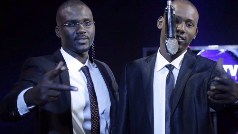 Le patron du label Sen art vision Moustapha Dieng et son poulain l'artiste Jah Man Le patron du label Sen art vision Moustapha Dieng et son poulain l'artiste Jah Man